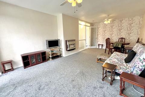 15 Barleyfield Way, Houghton Regis, Dunstable, LU5 5ER