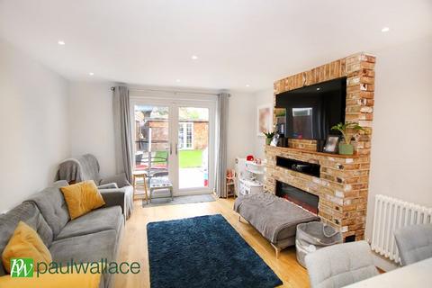 45 Benedictine Gate, Waltham Cross, EN8 0XB