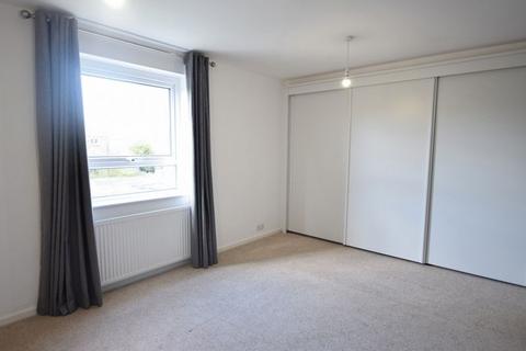2 bedroom terraced house to rent, Rosebery Way, Tring