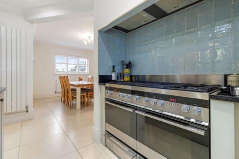 6 The Asters, Cheshunt, Waltham Cross, EN7 6SD