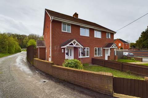 3 bedroom semi-detached house for sale, The Fields, Telford TF2