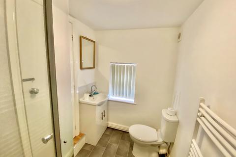 1 bedroom in a house share to rent, Queens Crescent, Lincoln