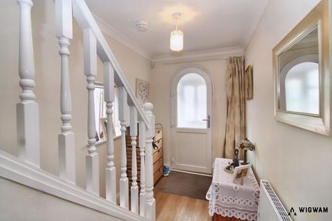 4 bedroom semi-detached house for sale, Hull Road, Hull, HU10
