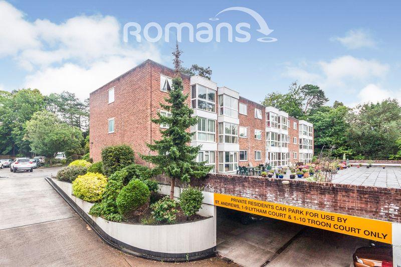 Cardwell Crescent, Sunninghill 2 bed flat to rent £1,400 pcm (£323 pw)