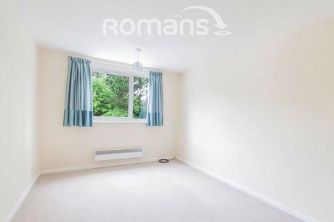 2 bedroom flat to rent, Cardwell Crescent, Sunninghill