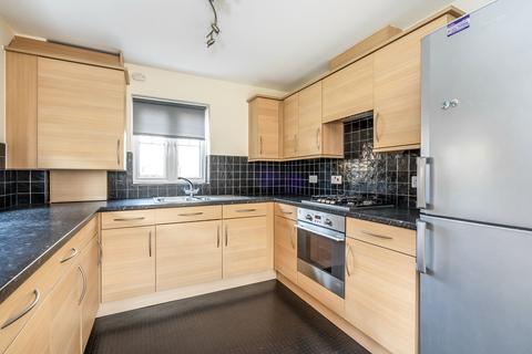 2 bedroom flat to rent, Baxendale Road, Chichester, PO19