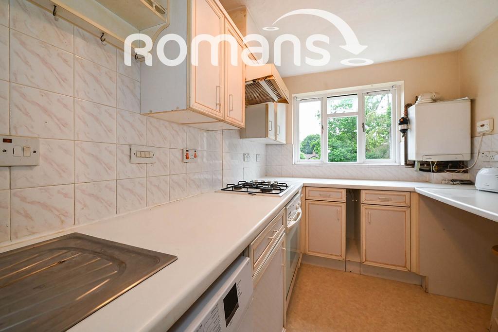 Horndean Road, Bracknell, RG12 2 bed flat to rent £1,250 pcm (£288 pw)