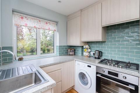 undefined, Sandy Lane South, Wallington, SM6