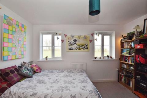 3 bedroom semi-detached house for sale, Ponting Place, Salisbury                                                                            *VIDEO TOUR*