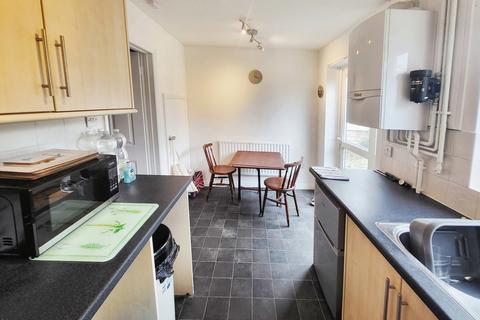 2 bedroom terraced house to rent, Longtree Close, Tetbury