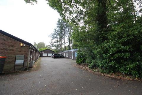 Office to rent, Chatmohr Estate, Crawley Hill, West Wellow
