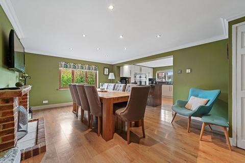 5 bedroom detached house for sale, Ipswich Road, Colchester