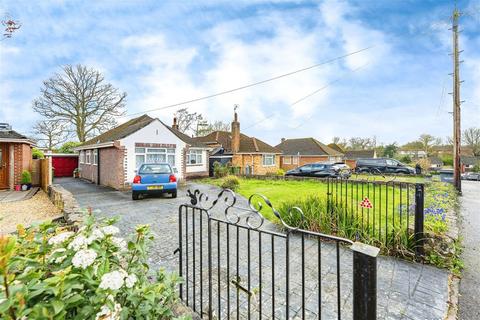 3 bedroom detached bungalow for sale, Merrieleas Close, Eastleigh SO53