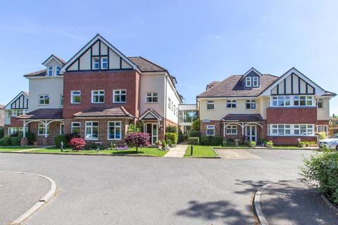 2 bedroom retirement property for sale, 303 Limpsfield Road, Warlingham, CR6 9RL