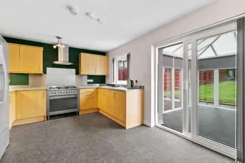 3 bedroom semi-detached house for sale, Hillfoot Avenue, Dumbarton, West Dunbartonshire, G82