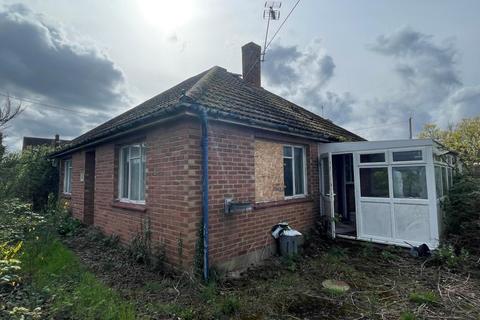 2 bedroom detached bungalow for sale, 128 Chaffes Lane, Upchurch, Sittingbourne, Kent