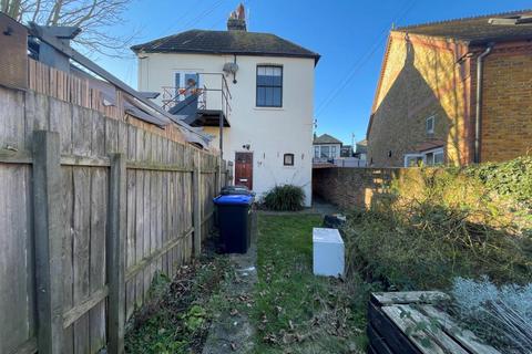 2 bedroom end of terrace house for sale, 27 Oxford Street, Whitstable, Kent
