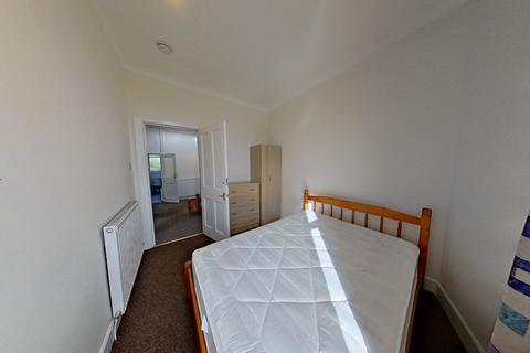 2 bedroom property to rent, Newhaven Road, Edinburgh, EH6