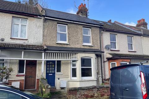 2 bedroom terraced house for sale, 18 Ewart Road, Chatham, Kent