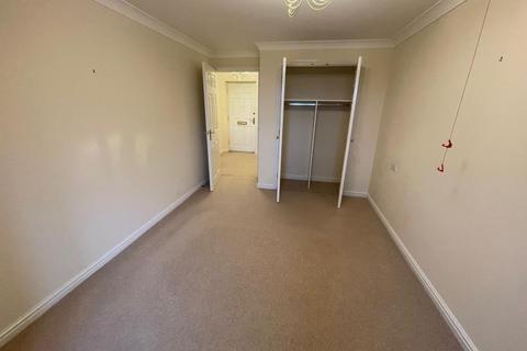 2 bedroom flat for sale, Flat 69, Laurel Court, 24 Stanley Road, Cheriton, Folkestone, Kent