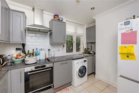 2 bedroom ground floor flat for sale, The Drive, Hove