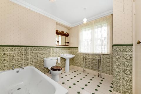 89 Outram Road, Croydon, CR0 6XJ