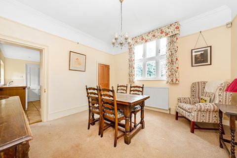 89 Outram Road, Croydon, CR0 6XJ