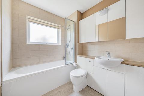54 Northcott, Hanworth, Bracknell, RG12 7WR