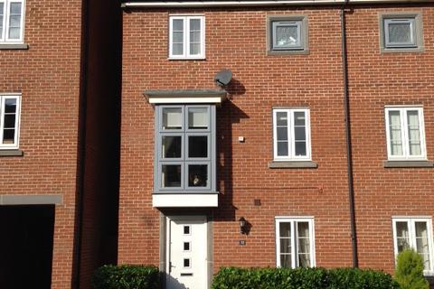 5 bedroom semi-detached house to rent, Marnel Park, Ilsley Road, Basingstoke, RG24 9RU