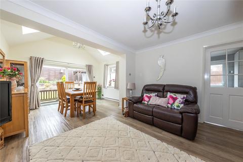 77 Langford Drive, Luton, LU2 9AL