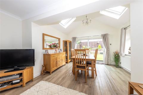 77 Langford Drive, Luton, LU2 9AL