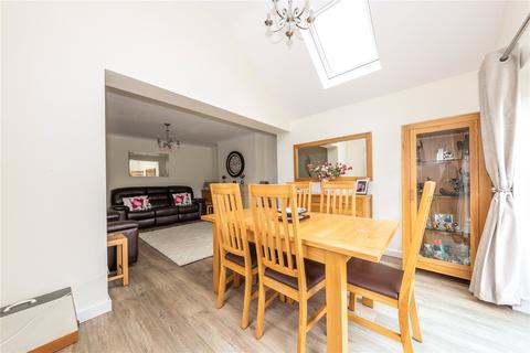 77 Langford Drive, Luton, LU2 9AL
