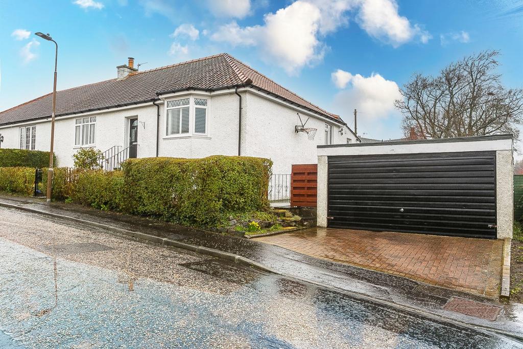 Lovedale Road, Balerno, EH14 3 bed semidetached bungalow £460,000