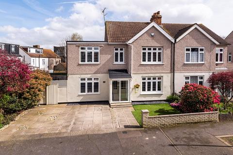 5 bedroom semi-detached house for sale, Awliscombe Road, Welling, DA16