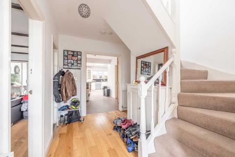 55 Bathurst Walk, Iver, SL0 9EE