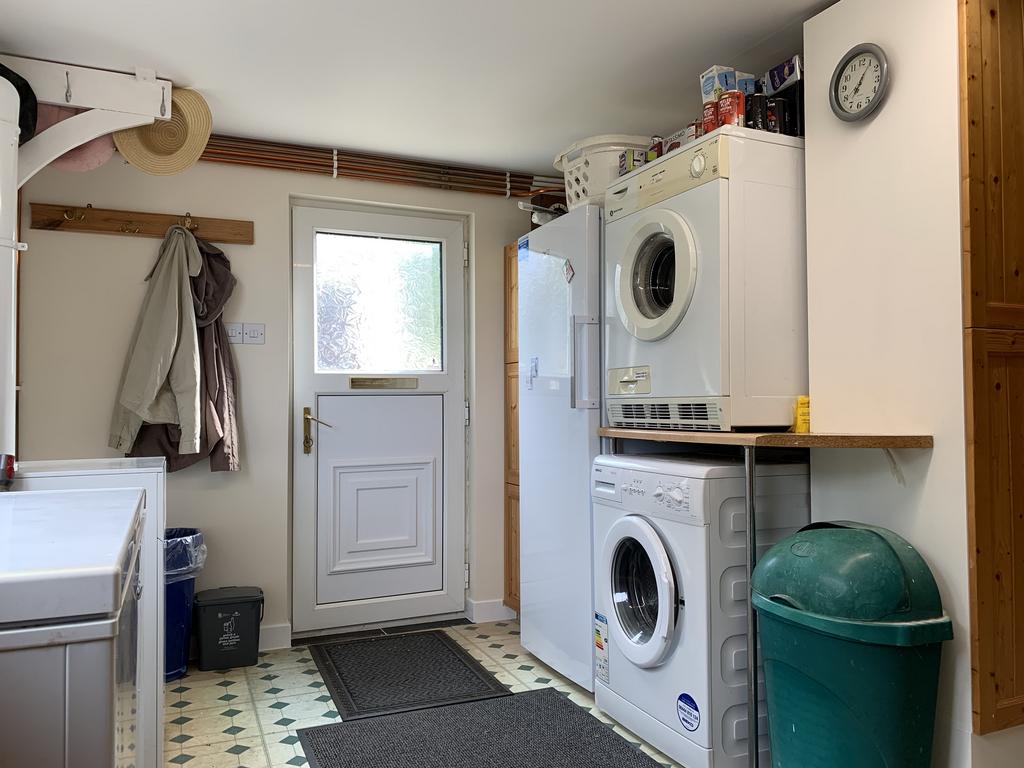 Entrance Porch/Utility Room