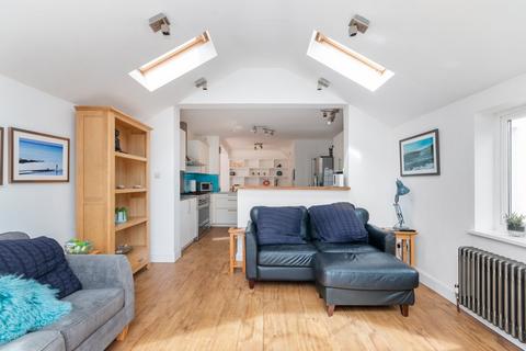 66 Rosemont Road, London, W3 9LY