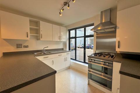 1 bedroom flat for sale, A one bedroom city flat with parking