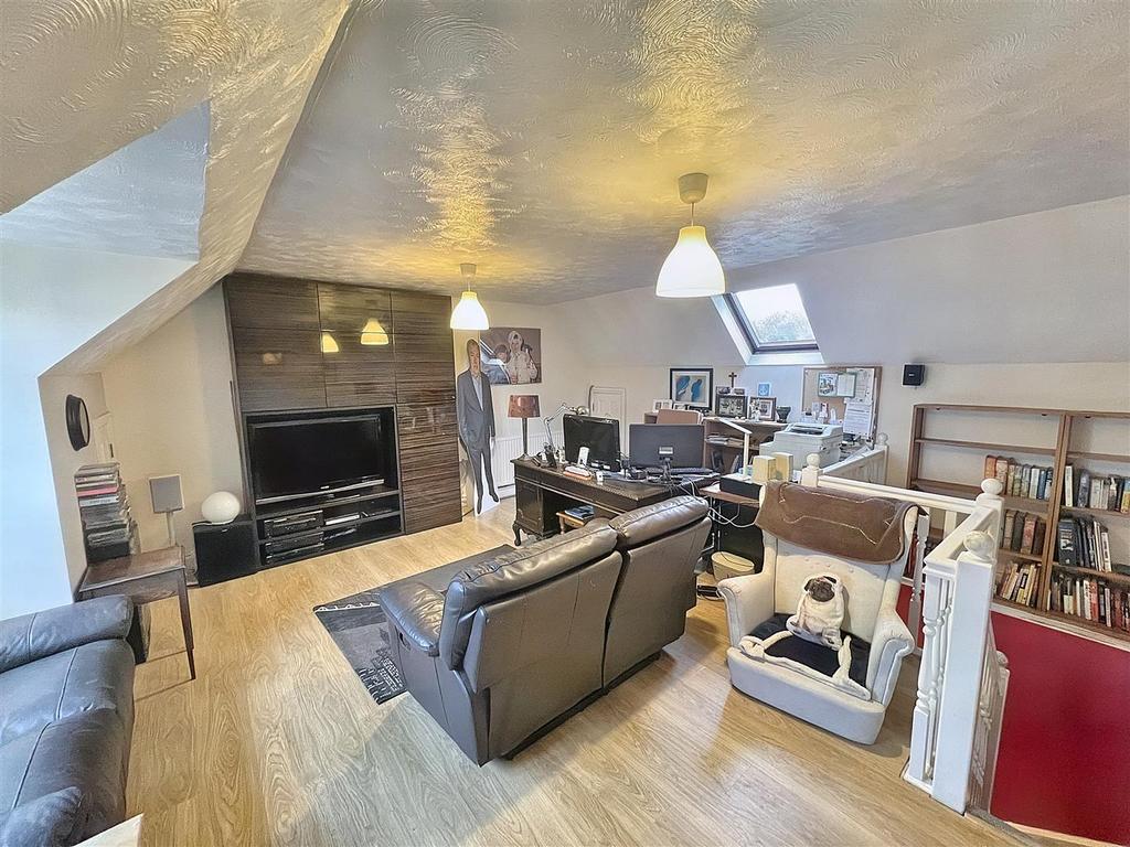 Snug/ Family Room