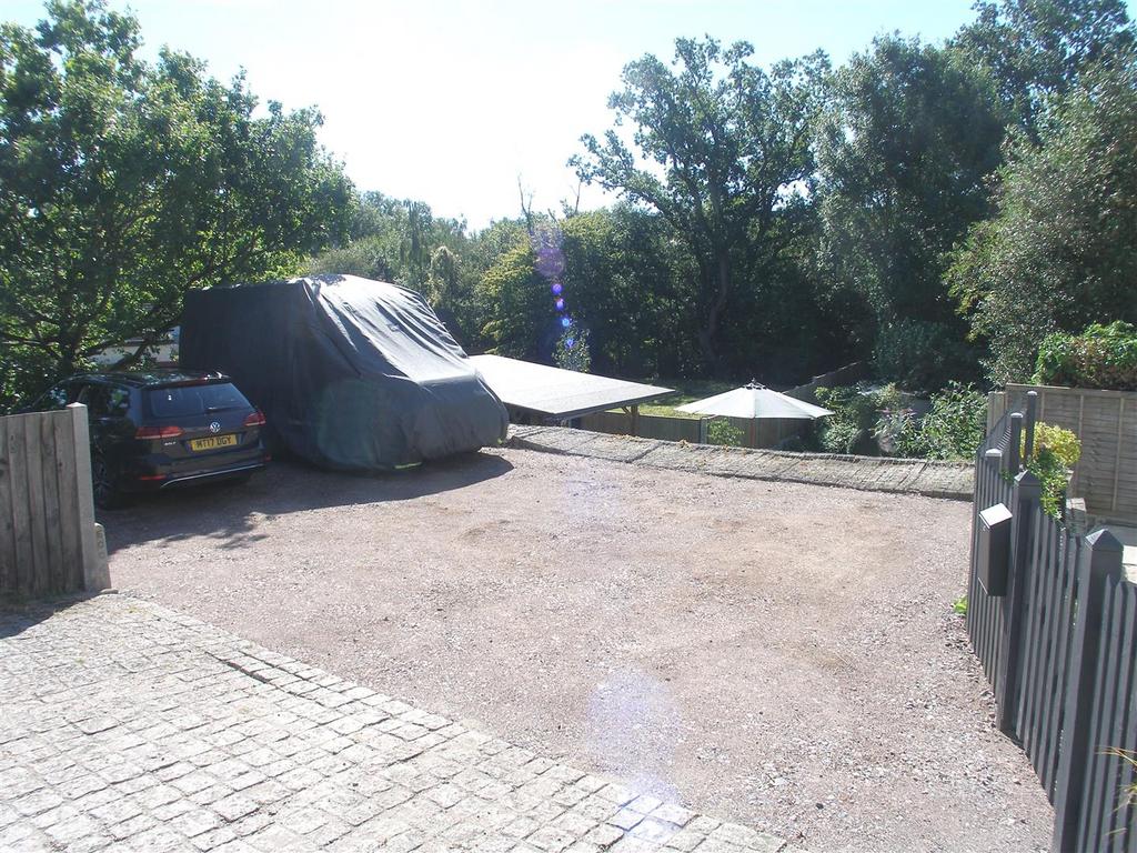 Extensive Parking Area