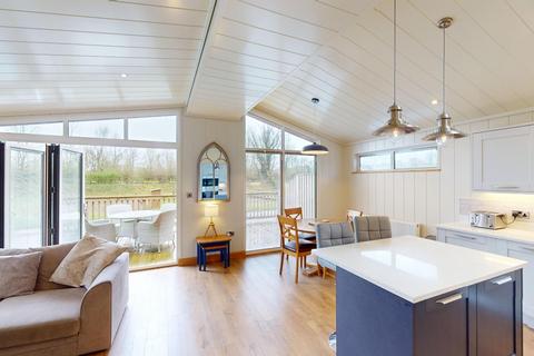 2 bedroom detached bungalow for sale, Wren Lodge. Gargrave, Skipton