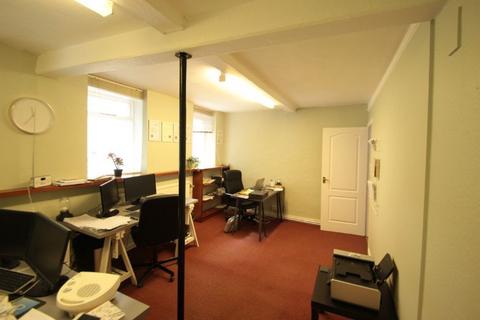 Office to rent, High Street, Maldon