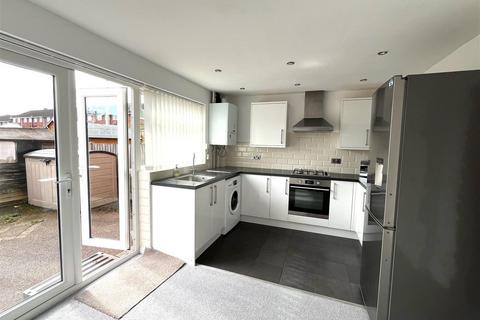 3 bedroom terraced house for sale, Campbell Close, Rugeley