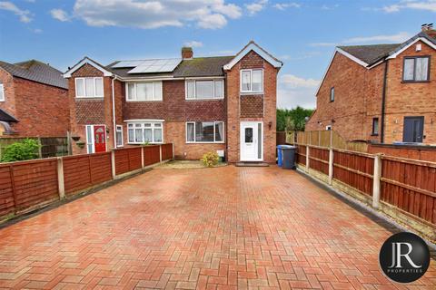 3 bedroom semi-detached house for sale - Lichfield Road, Rugeley WS15