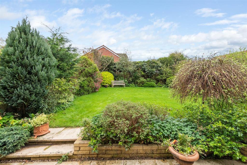 158 Browns Lane, Knowle, B93 9 BD 30.jpg