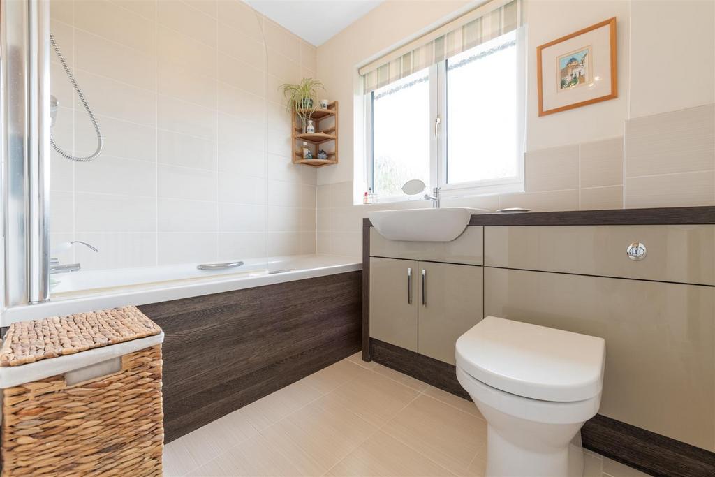 158 Browns Lane, Knowle, B93 9 BD 25.jpg