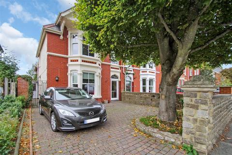 3 bedroom semi-detached house for sale, Westlecot Road, Swindon