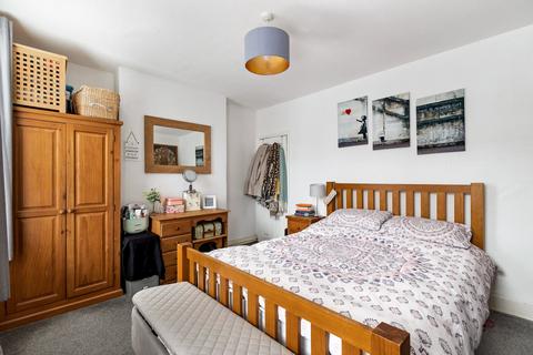 46 Athelstan Road, Folkestone, CT19 6EU