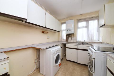 2 bedroom flat for sale, Mowbray House, East Finchley, N2