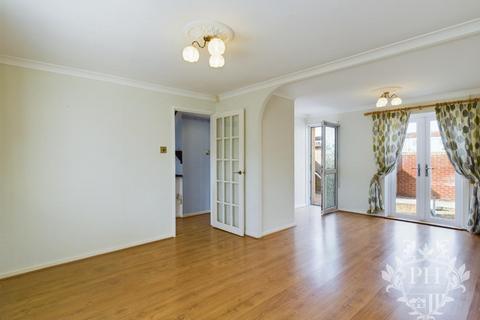 34 Ainsford Way, Ormesby, Middlesbrough, TS7 9QF